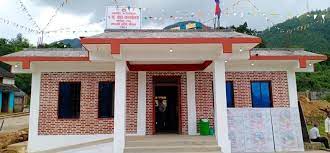 धमाधम  ठडिँदै वडा कार्यालय